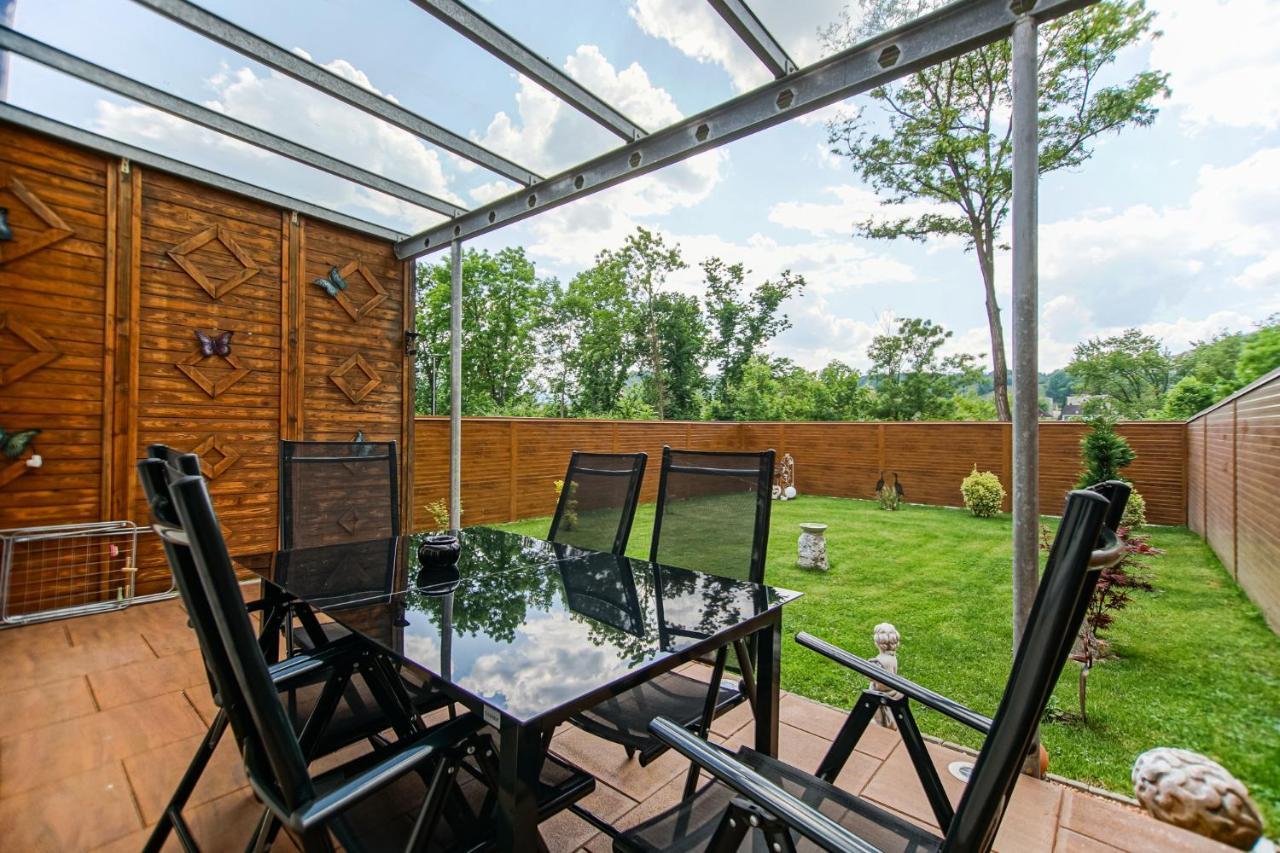 Auszeit Steiraland 1 Mit Privaten Garten Ueberdachter Terrasse Und Parken Леобен Екстер'єр фото